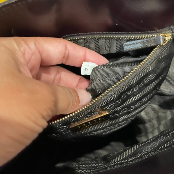 Prada bag 💯% authentic!! - Picture 7 of 16
